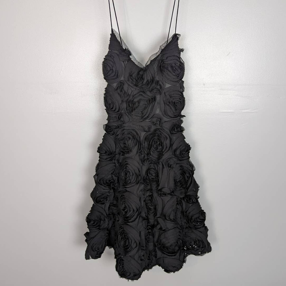 Laundry by Shelli Segal NWT Rosette Dress
